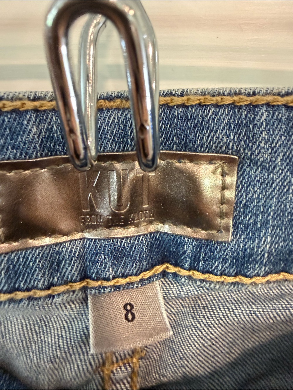 KUT From The Kloth Natalie Bootcut Jeans Size 8 Substantial Wash NWT - Picture 3 of 11